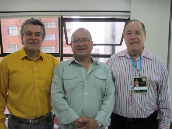 PMR con autores en Colombia 2010 - 450 X 600