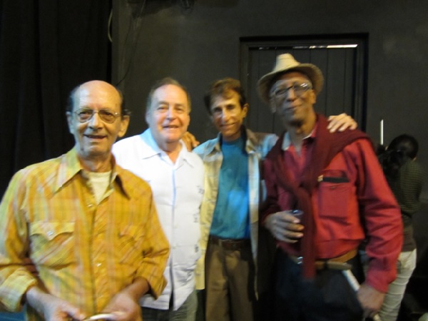 PMR junto a dramaturgos cubanos en la Habana 450 X 600